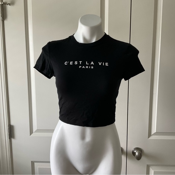 Shein C'EST LA VIE Paris Black Cropped T-shirt - Picture 2 of 7